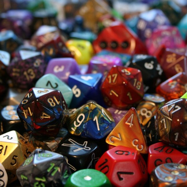 Würfel und RPG-Zubehör